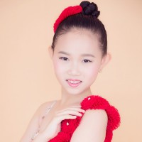 李诗妍