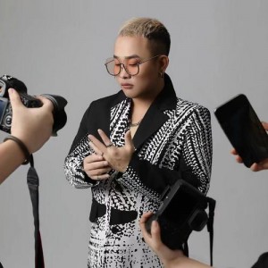 老韩很哇塞资料,老韩很哇塞最新歌曲,老韩很哇塞MV视频,老韩很哇塞音乐专辑,老韩很哇塞好听的歌