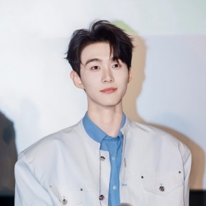 李卓扬资料,李卓扬最新歌曲,李卓扬MV视频,李卓扬音乐专辑,李卓扬好听的歌